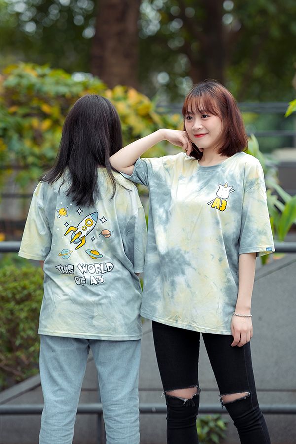 Mẫu áo tie dye độc đáo, trẻ trung và hiện đại