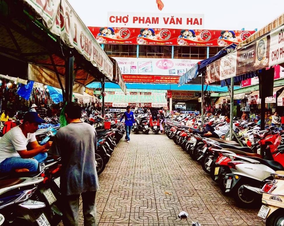 Chợ Phạm Văn Hai